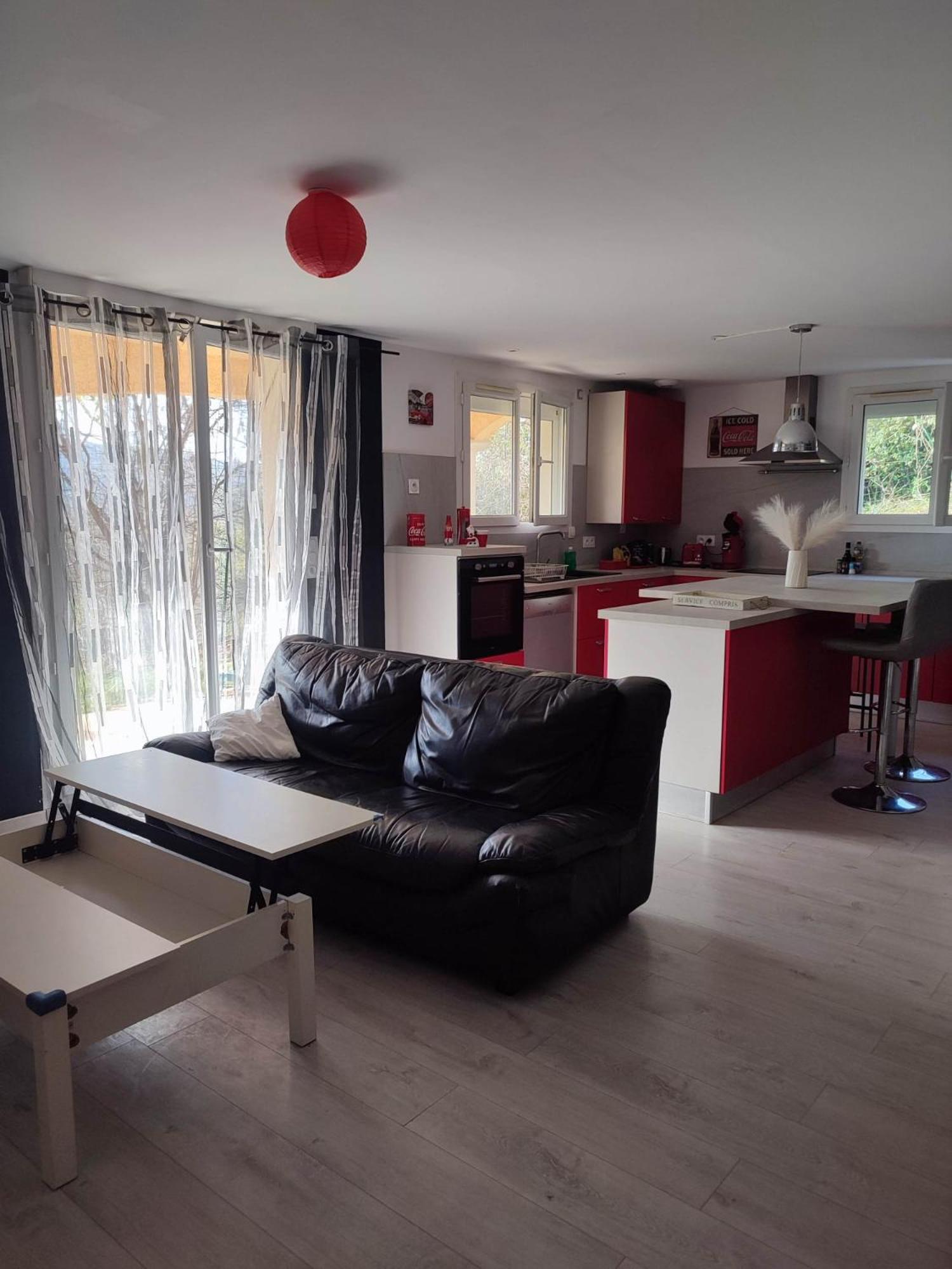 Appartement 64M2 Amberieu-en-Bugey Exterior photo